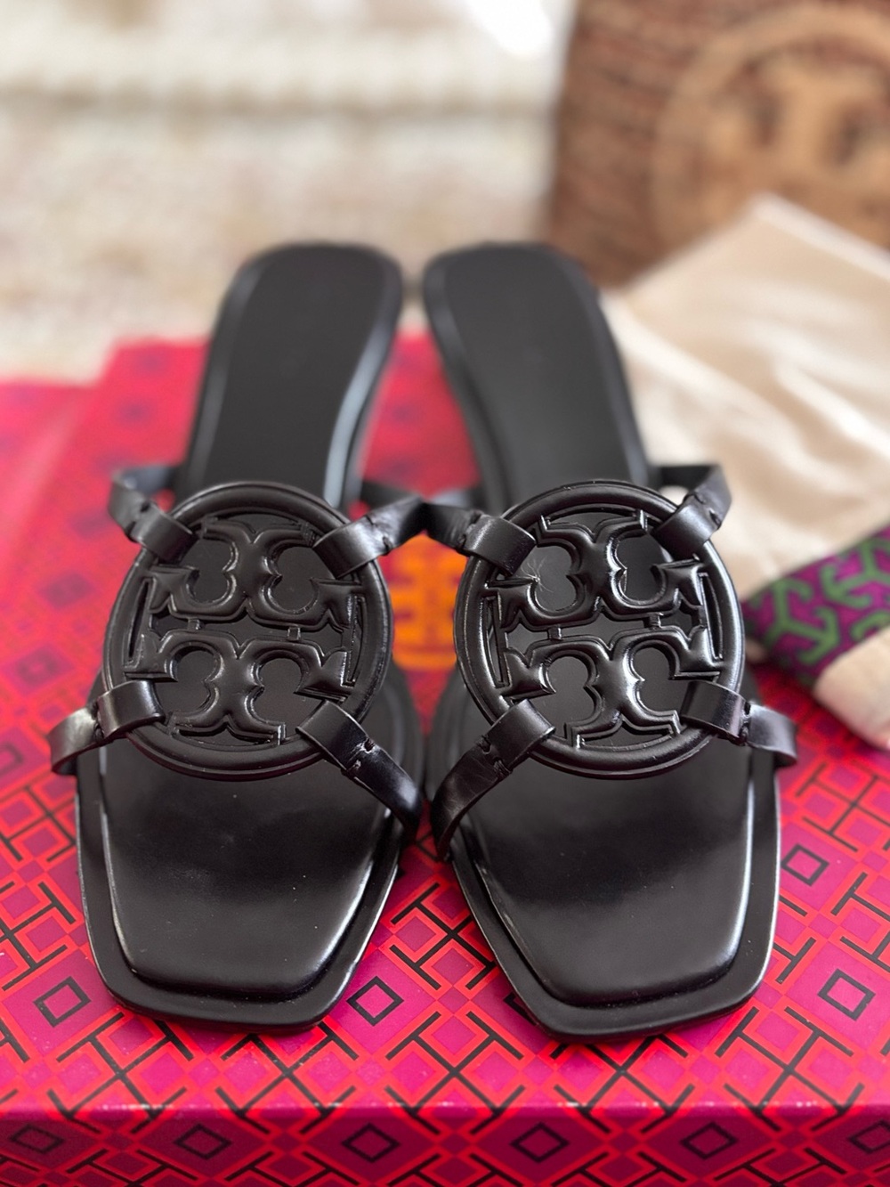 Tory Burch Geo Bombe Kitten Heels. Size 9.5 NEW with Box and Dust Bag. - Picture 10 of 11